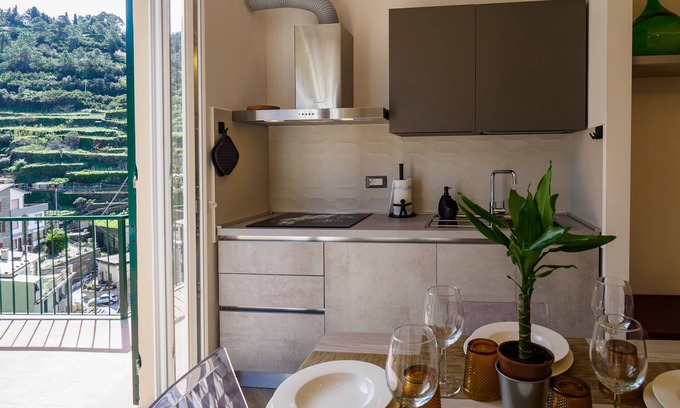 Vernazza Apartment | Macaia Apartment