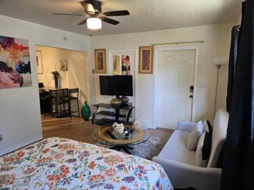 Parkside Apartment | Madison Apartments