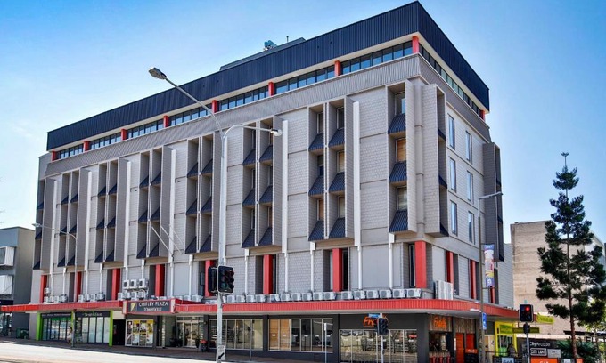 Townsville Hotel | Madison Plaza Townsville