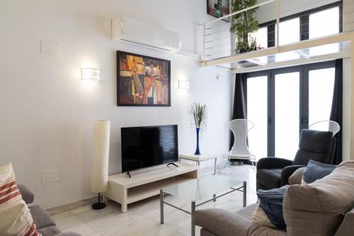 Moscardo Apartment | Madrid Río II - Espacioso dúplex