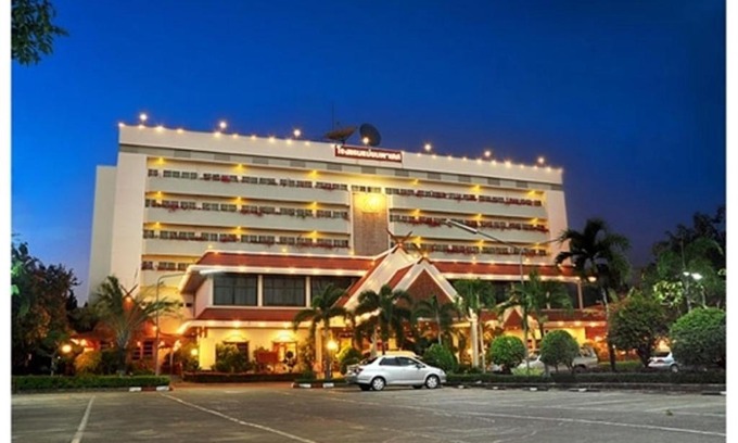 Nai Wiang Hotel | Maeyom Palace Hotel