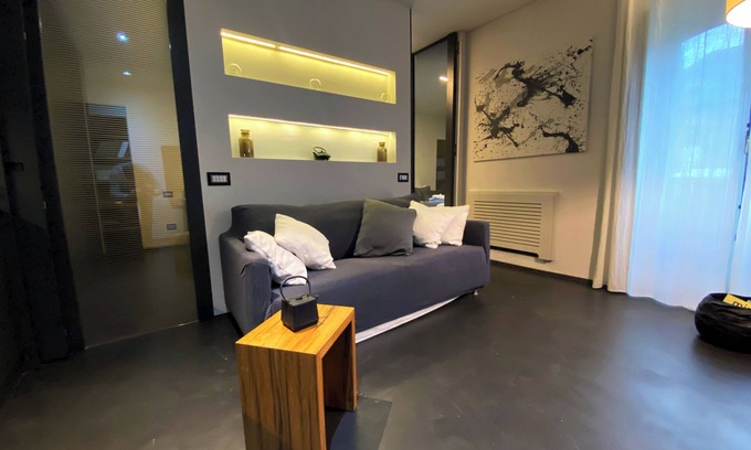 Milan Centre Apartment | Maggi Design Studio: 6B