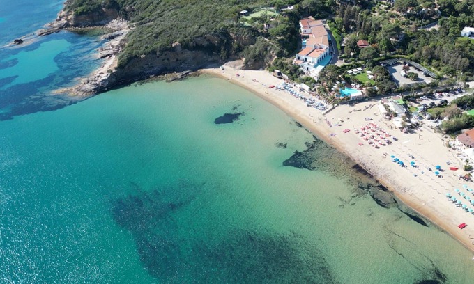 Lido di Capoliveri House | Maggy's Home. surrounded by greenery and a few stops from the beach