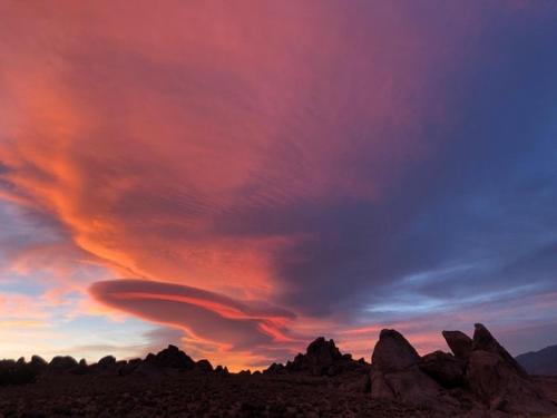 Lone Pine House | Magical property in the Alabama Hills - HOT TUB
