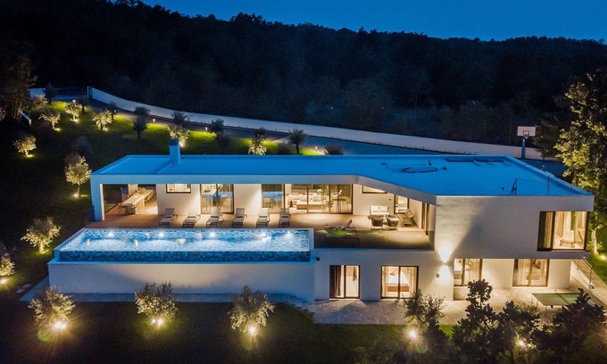 Boljevici Villa | Magnificent Istria Villa | Villa Green Oasis | 4 Bedrooms | Spacious Sun.