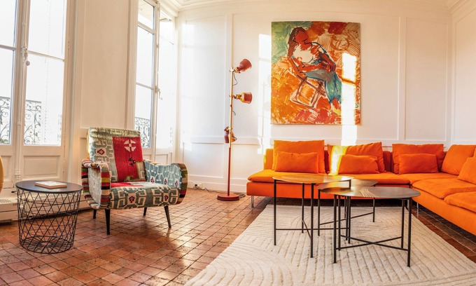 Saint-Charles Apartment | Magnificent Marseille 3-bedroom penthouse apartment with elevator and AC
