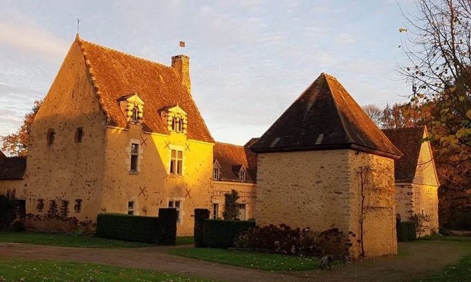 Saint-Celerin House | Magnificent restored manor house
