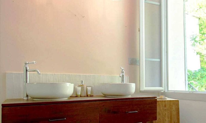 Couronne Urbaine House | Magnificent town house with swimming pool and garage