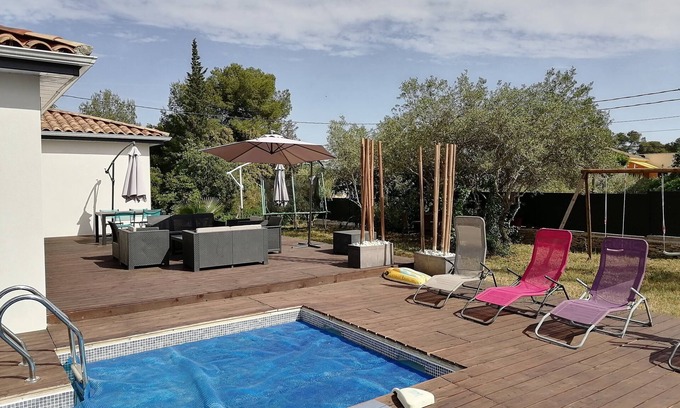 Aubais House | Magnificent villa for rent close to beaches