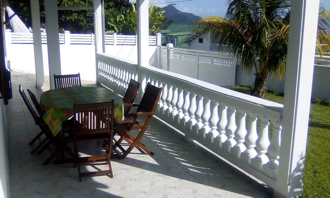 Saint-Claude House | MAGNIFICENT VILLA BETWEEN SEA AND MOUNTAIN