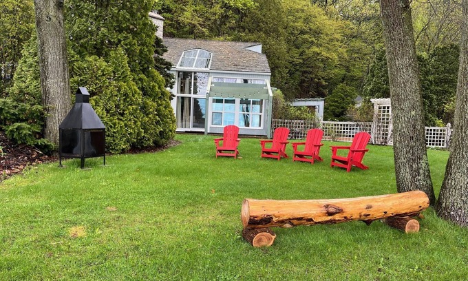 Saint-Nicolas House | Magnificient view on the St-Lawrence river with private beach