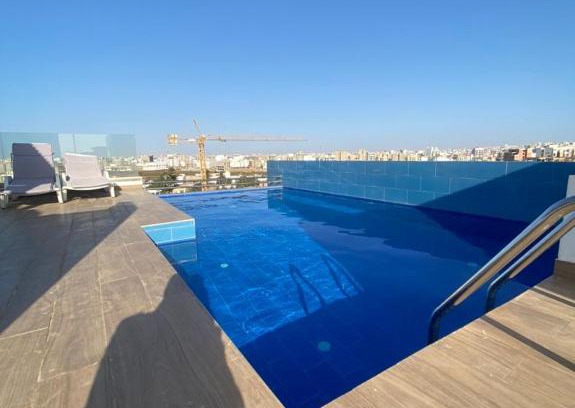 Ngor Apartment | Magnifique Appartement avec PISCINE sur le toit, 3 Chambres, 4 Salles de Bain, Salle de Gym et Terrasse, LUXURY & COMFORT in ALMADIES