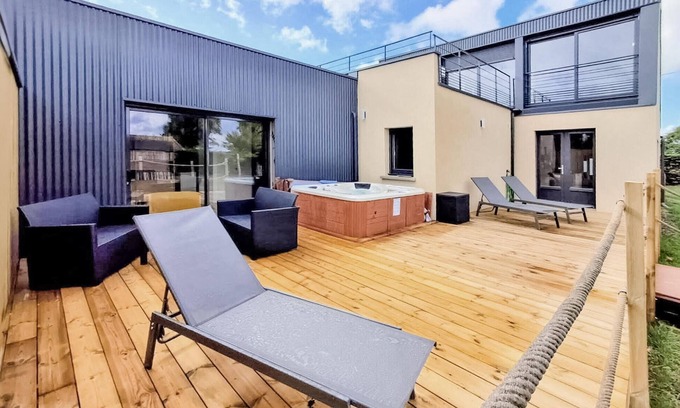 Hillion House | Magnifique maison avec SPA