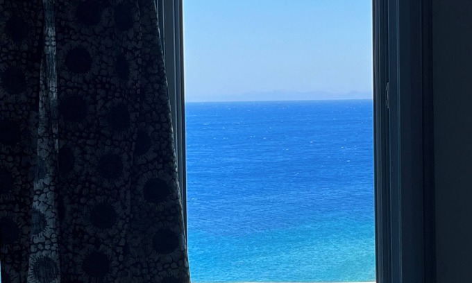 Lipsoi Villa | Magnifique Villa Avec Accès Privé à la mer en bas de la Maison