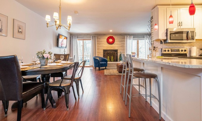 East Stroudsburg House | Magnolia House-Jacuzzi, Hiking, Biking & River, 15 min walk to Shawnee Ski Area