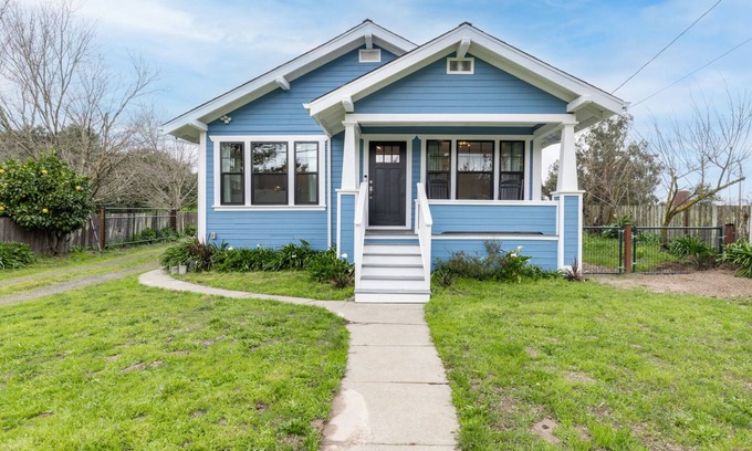 Petaluma House | Magnolia Story *30+ Day Rental*