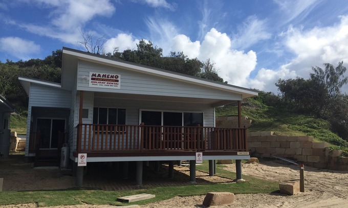 Maheno House | Maheno Cottages "Tanaka"