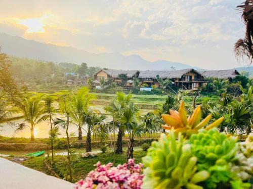 Mai Chau Hotel | Mai Chau Onsen Retreat
