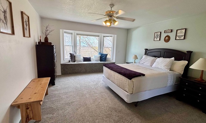 Bozeman House | Main House - 4 Bedroom Retreat