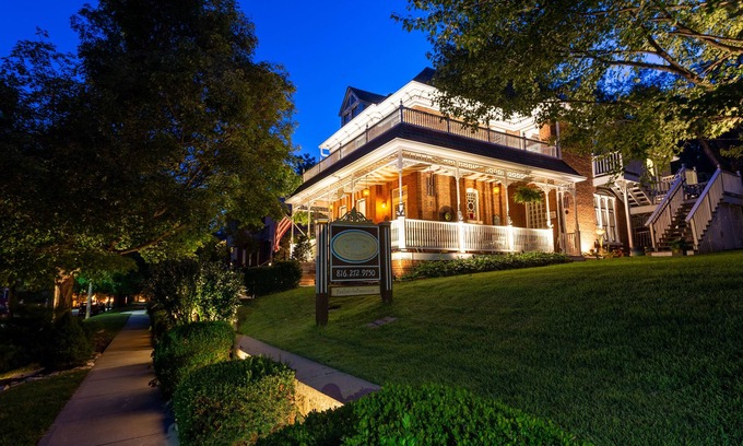 Parkville Bed & Breakfast | Main Street Inn