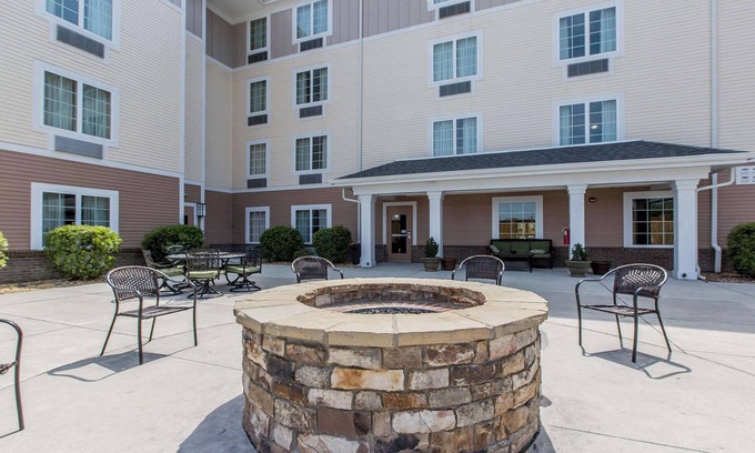 Jacksonville Hotel | MainStay Suites Jacksonville near Camp Lejeune
