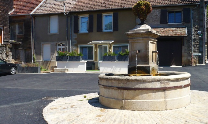 Vieilmoulin House | Maison à la Campagne Proche de la Route des Vins de Bourgogne