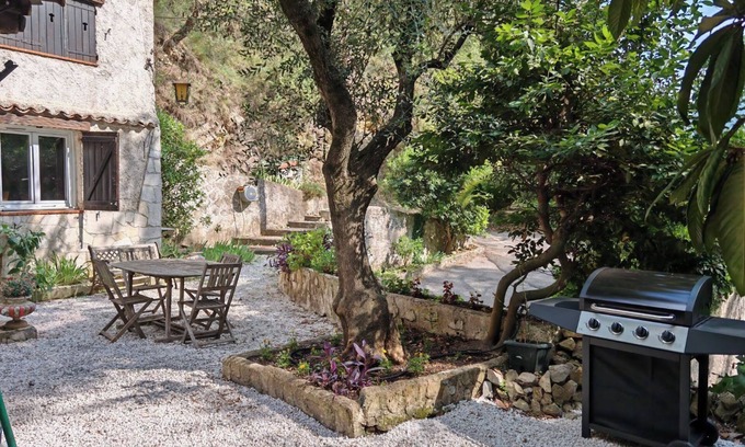 Tourrette-Levens House | Maison Atypique Dans L'arrière Pays Niçois Entre mer et Montagne