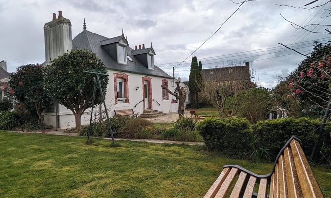 Carantec House | Maison au Coeur de Carantec Avec son Jardin Arboré