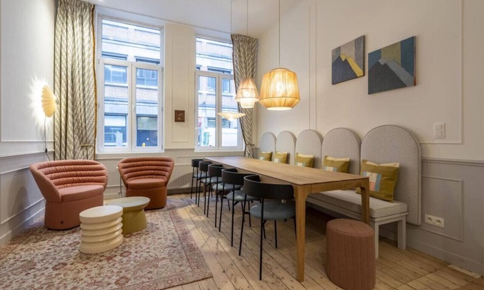 Brederode House | Maison Brederode Anvers