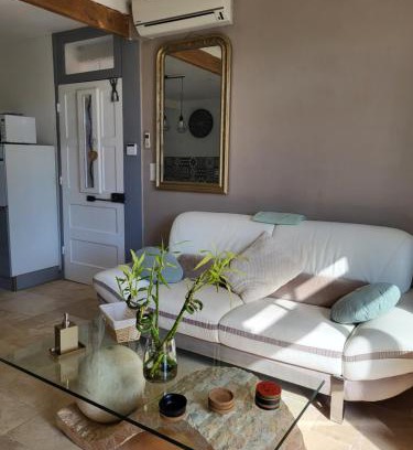 Aubignan House | Maison BRIALI avec Jacuzzi espace détente