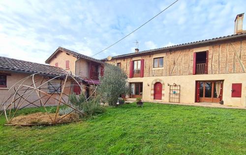 Giroussens House | maison campagne jardin