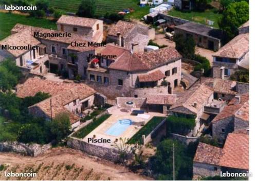 Orgnac-l'Aven Apartment | Maison charmante à Orgnac-l'Aven avec piscine partagée.