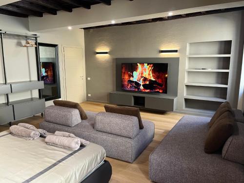 Rione IV Campo Marzio Apartment | Maison Chic Spagna