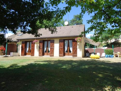 Marcillac-la-Croisille House | Maison confortable sur jardin clôturé à Marcillac-la-Croisille