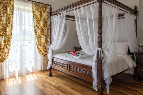 Ducey Bed & Breakfast | Maison d'hôtes de charme La Rose de Ducey près du Mont Saint Michel