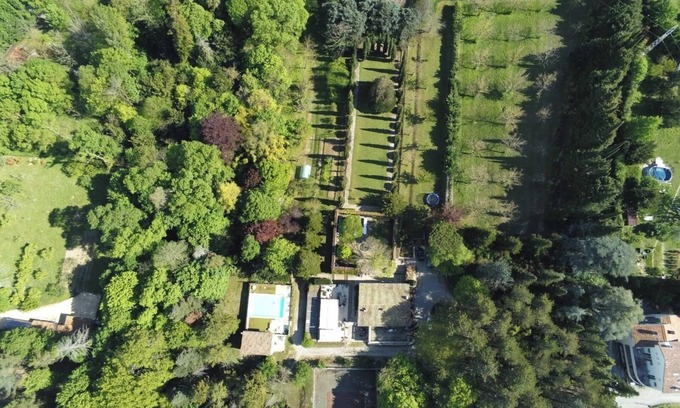 Crest House | Maison Dans un Écrin de Verdure.piscine, Tennis; Idéal Pour se Ressourcer!