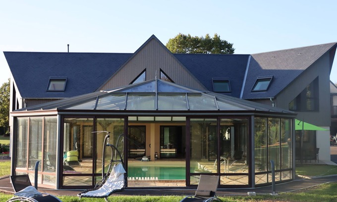Soulitre House | Maison Darchitecte et sa Piscine Privée
