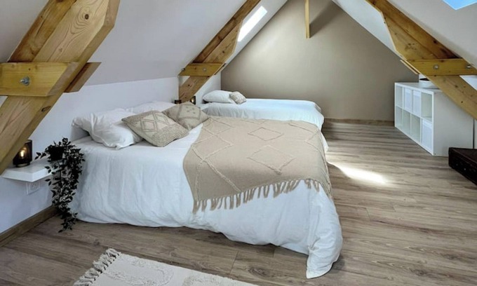 Enquin-sur-Baillons House | Maison de Campagne