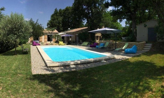 La Roque-sur-Pernes House | Maison de Campagne en Provence. Location du Dimanche au Dimanche