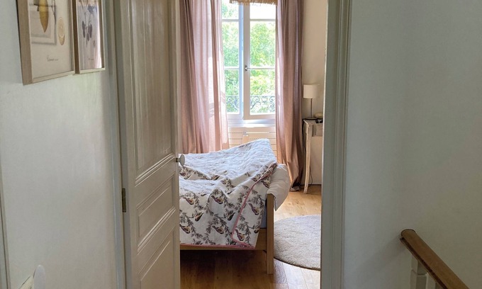 Bourron-Marlotte House | Maison de Campagne Avec Piscine Dans un Village de Charme à 1h de Paris en Train