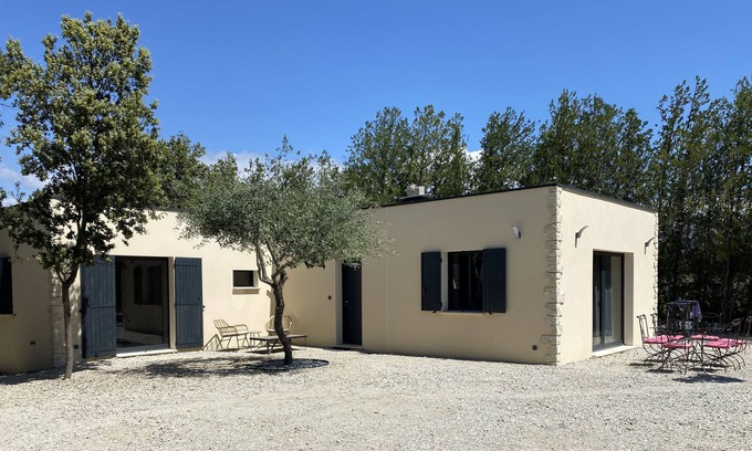Carpentras House | Maison de Campagne au Pied du Mont Ventoux