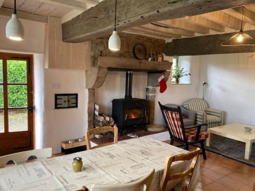 La Comelle House | Maison de campagne, Au 40, Morvan, Bourgogne