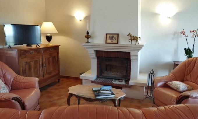 Le Landreau House | Maison de campagne au cœur d'un élevage de poneys connemara