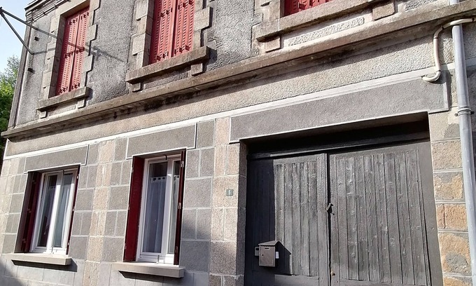 Arnac-la-Poste House | Maison de Maitre au Coeur du Village