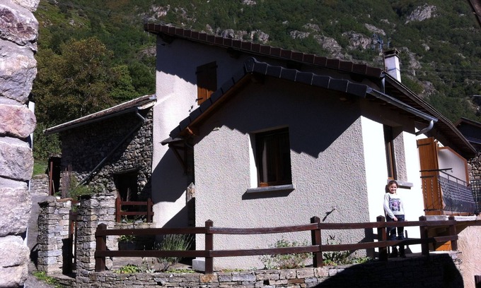 Orlu House | MAISON de MONTAGNE Détente Randos SKI Baignade Loups WIFI - ORLU AX LES THERMES