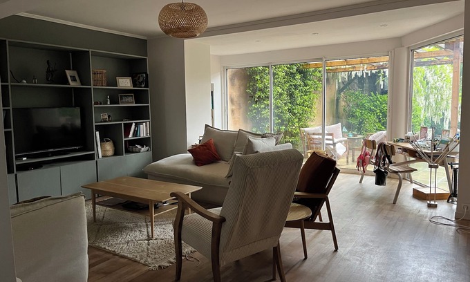 Castres House | Maison de Ville Idéal Famille Avec Jardin Intime et Piscine