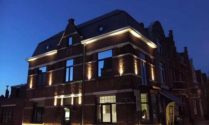 Assebroek House | Maison du Rempart