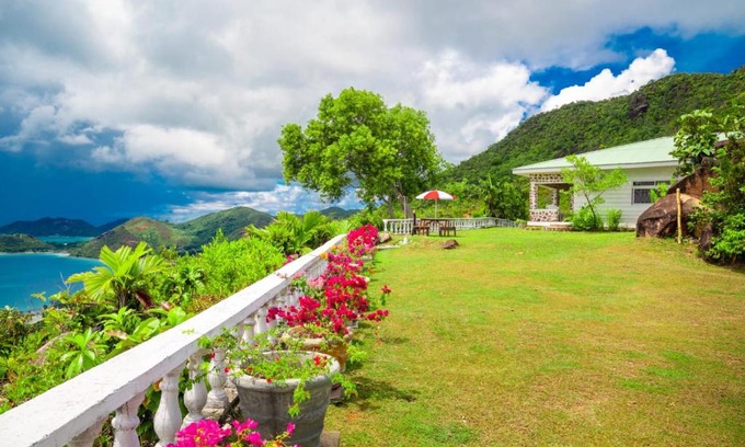 Anse Boudin Apartment | Maison Du Soleil Self Catering