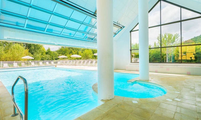 Montignac House | Maison Duplex avec Terrasse + Parking