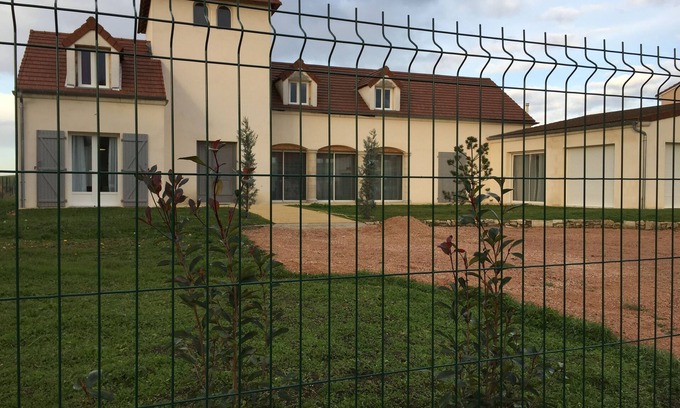 Saint-Clement-de-Regnat House | Maison Proximite Vichy